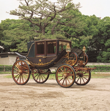 御即位30年　御成婚60年記念　特別展 国民とともに歩まれた平成の30年