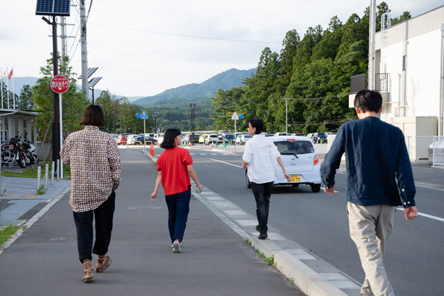 小森はるか＋瀬尾夏美《二重のまち／交代地のうたを編む》2019 Photo: Tomomi Morita