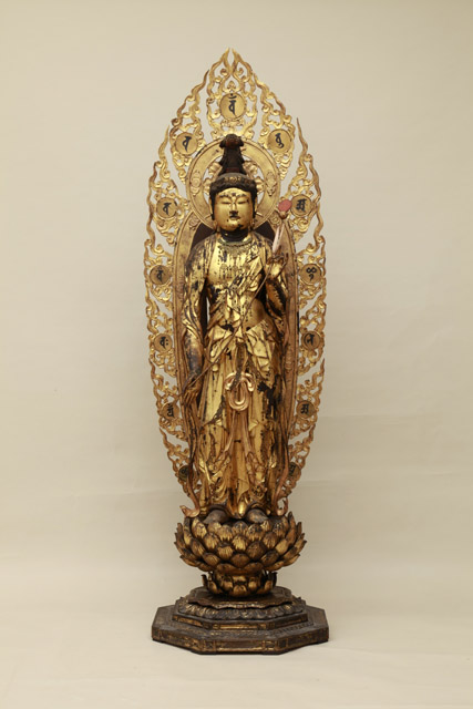 《日光菩薩立像》　鎌倉時代・13世紀　木造　像高141.6cm　滋賀・西明寺