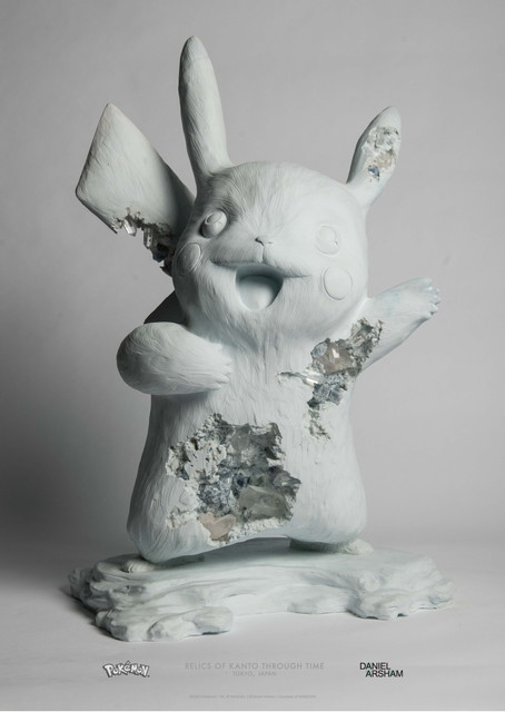 Daniel Arsham × Pokémon Crystalized Sculpture 各¥6,000 +税 Daniel Arsham⽒作のCrystalized Sculptureのポスター（ピカチュウ、ポケモントレーナー、ポケモンロゴ、ポケモンカードの4種）