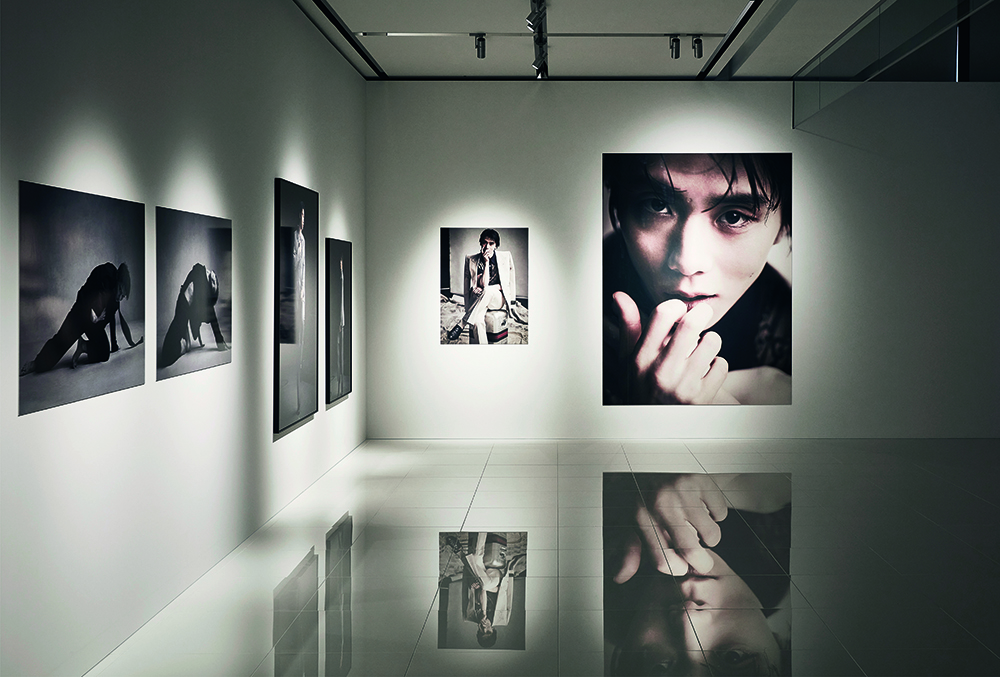 写真展「YUZURU HANYU: A JOURNEY BEYOND DREAMS featured by ELLE」